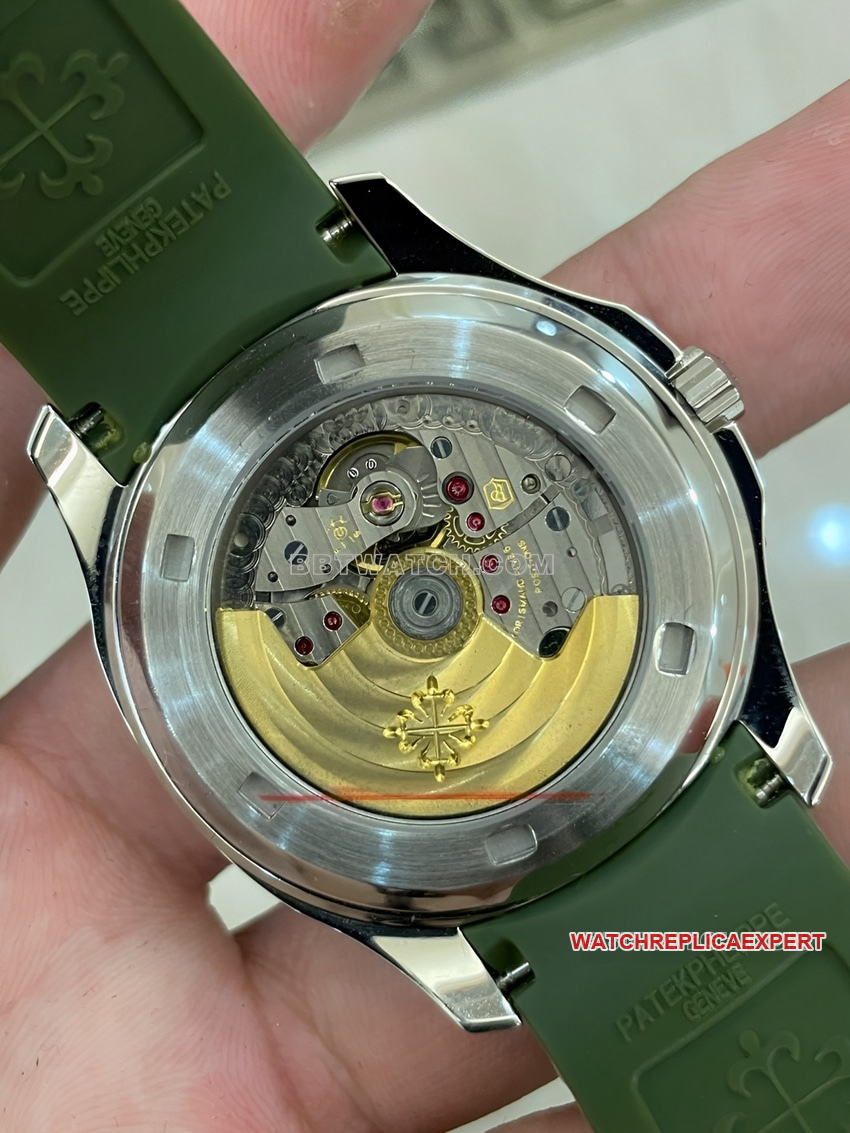 Patek Philippetop-tier Collectgrenade green dial diamond rubber caseback live photo