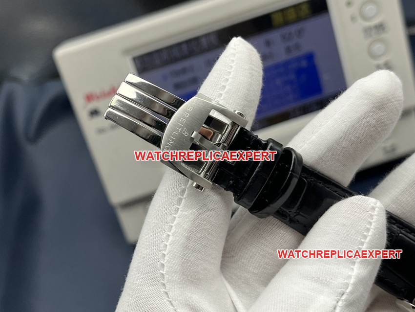 GF FactoryBreitling 1:1 super clonewhite dial annual calendar leather strap model clasplive photos
