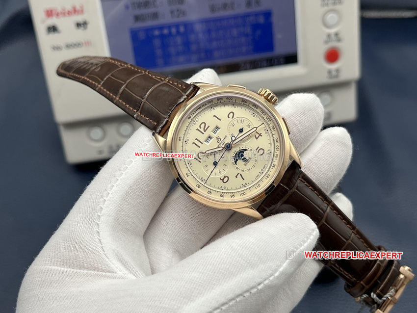 GF FactoryBreitling 1:1 super clonesilver dial annual calendar RB2510371G1P1front live photo