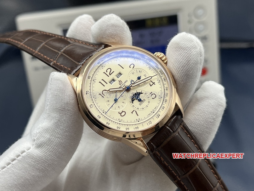 GF FactoryBreitling 1:1 super clonesilver dial annual calendar RB2510371G1P1front live photo