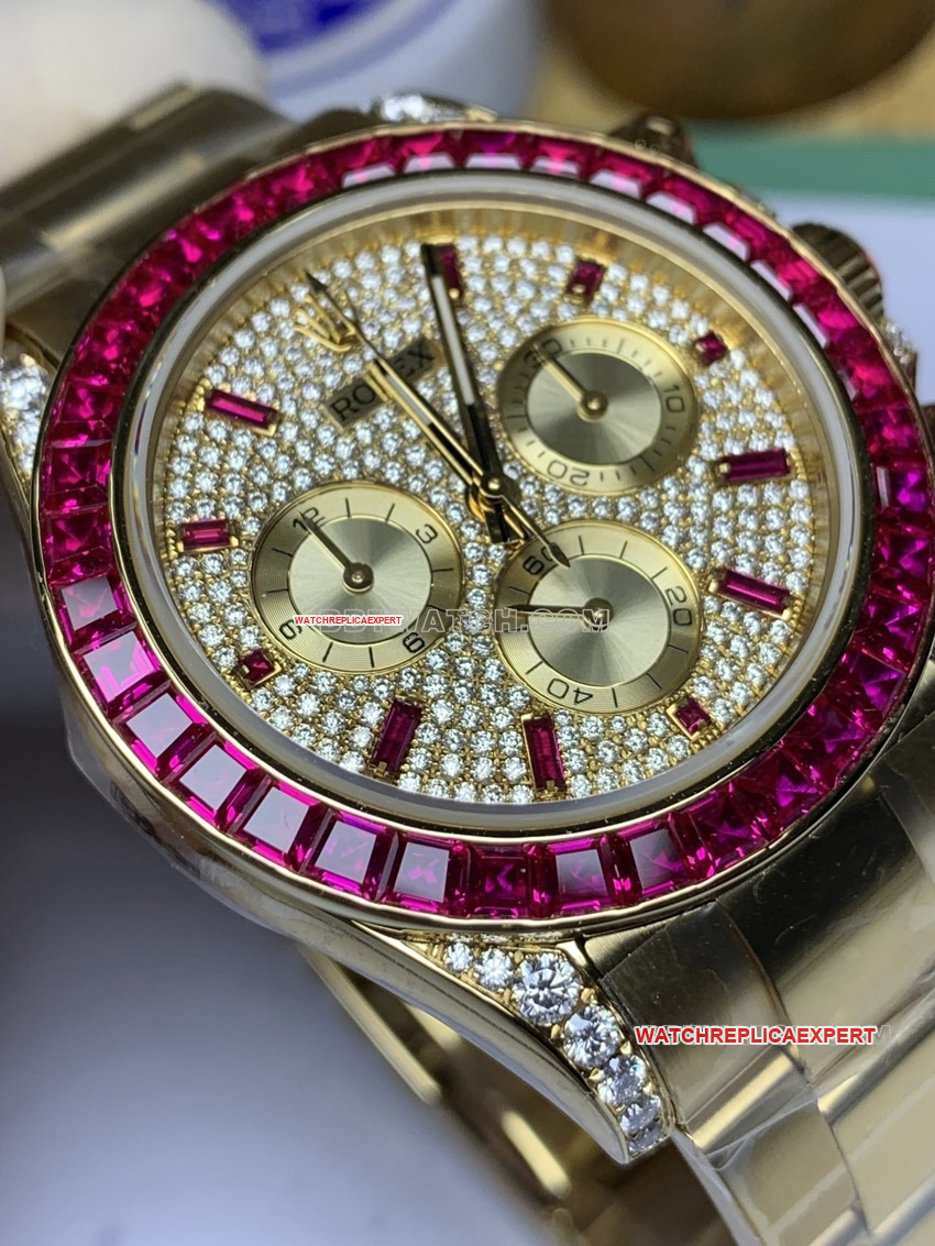 RolexDaytonatop-tier Collectdiamond bezelellow goldsteel bracelet front live photo