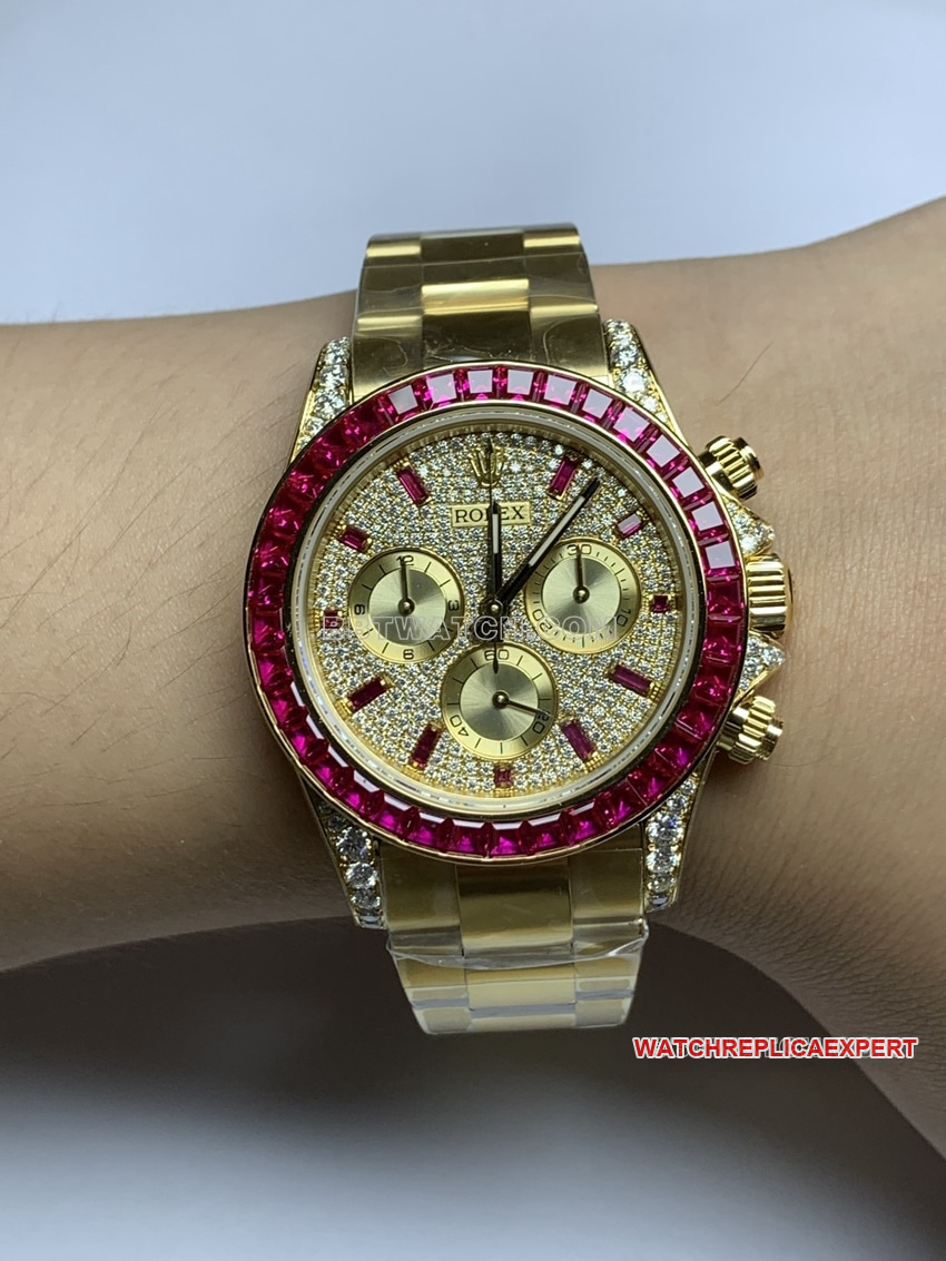 RolexDaytonatop-tier Collectdiamond bezelellow goldsteel bracelet front live photo