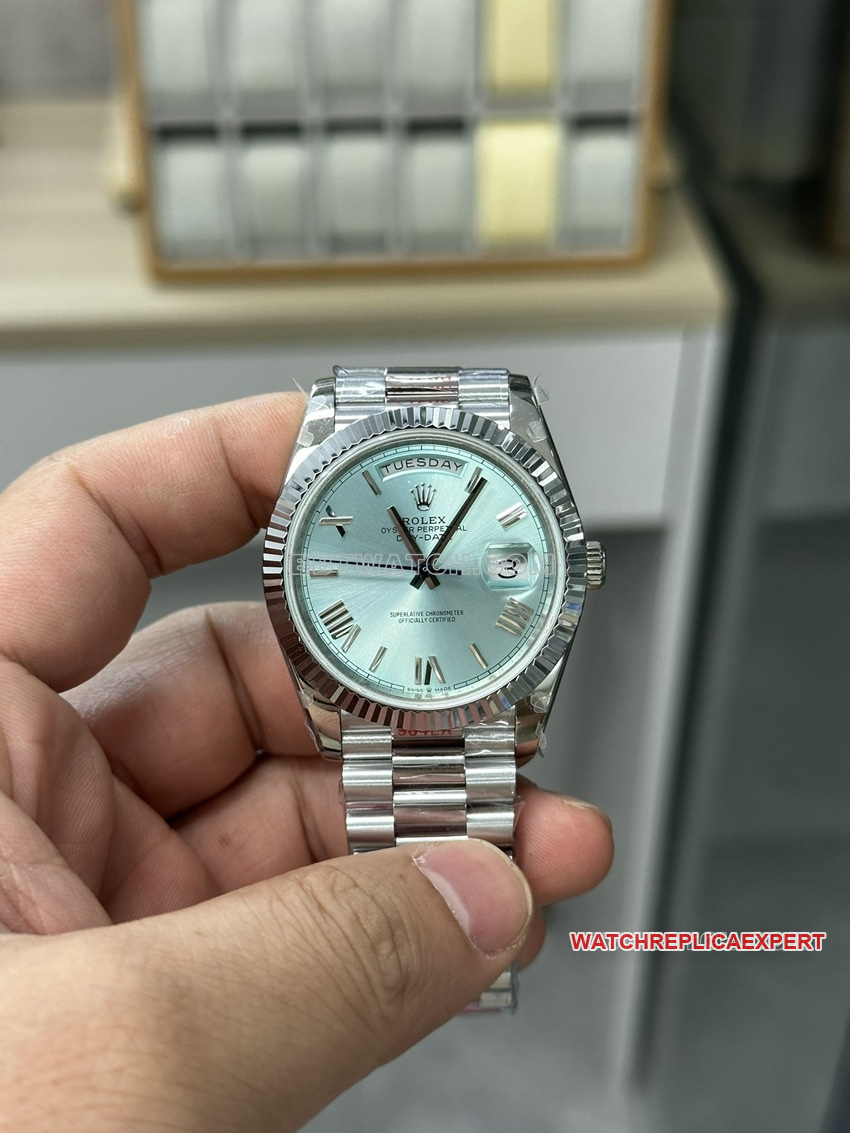 Rolex GM Factory Day-Date Top Quality 1:1 Super Clone Ice Blue Dial Relógio Mecânico m228236-0018