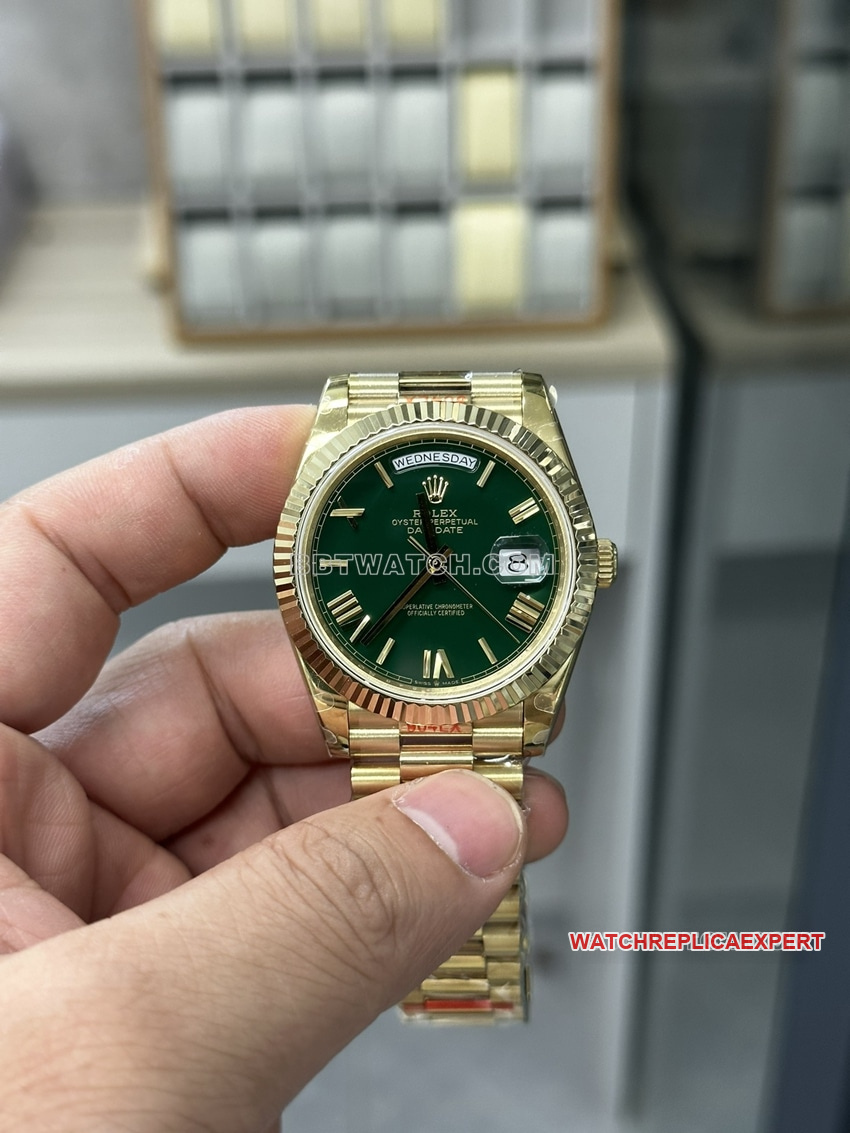 GM Factory Rolex Day-Date 1:1 Super A Super Clone Reloj mecánico con esfera verde degradado m228238-0069