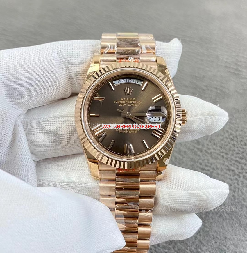 Fábrica de GM Rolex Rolex Day-Date réplica de reloj mecánico de oro rosa con esfera de café de alta calidad m228235-0002 con movimiento 2836