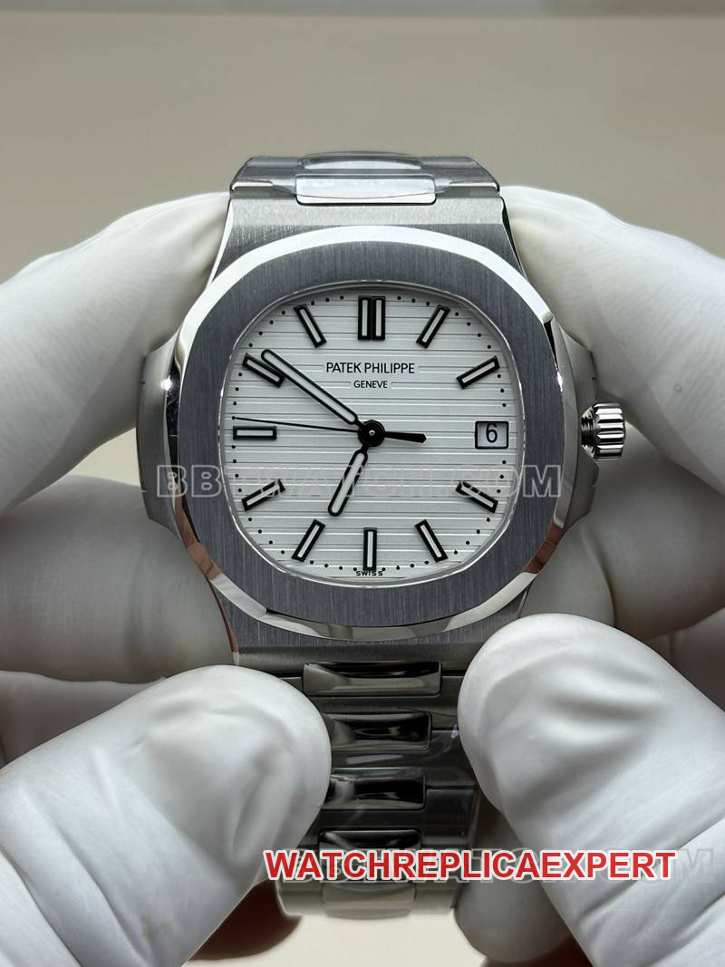 best replica watch BBF factory Nautilus white dial 324 mechanical movement steel bracelet model Patek Philippe
