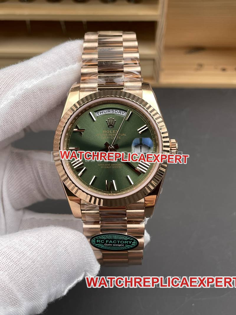 Meilleure Réplique de Montre RC Factory Day-Date 40mm Cadran Vert Mouvement Mécanique 3255 Bracelet Acier et Or Rose 40mm Rolex