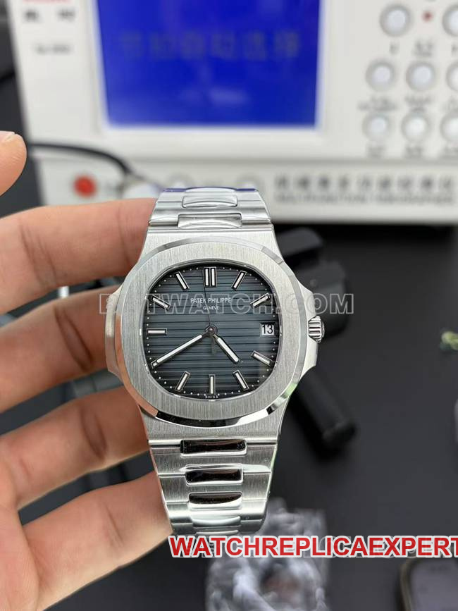 Best Replica Watch DDF Factory Nautilus 40mm Blue Dial 324 Mechanical 5711 Patek Philippe