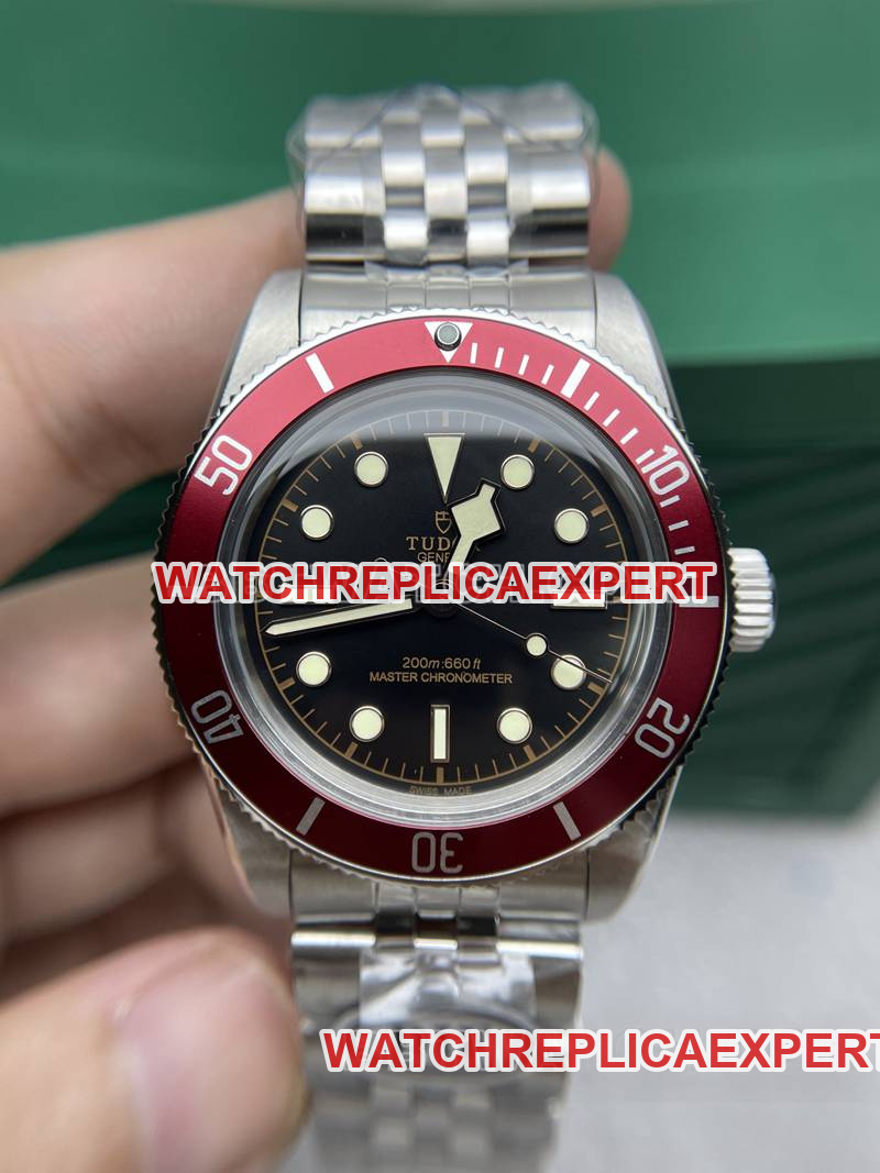 Tudor Black Bay 41mm DIF Factory Petit Bouclier Rouge Acier Mécanique Bracelet Super Clone