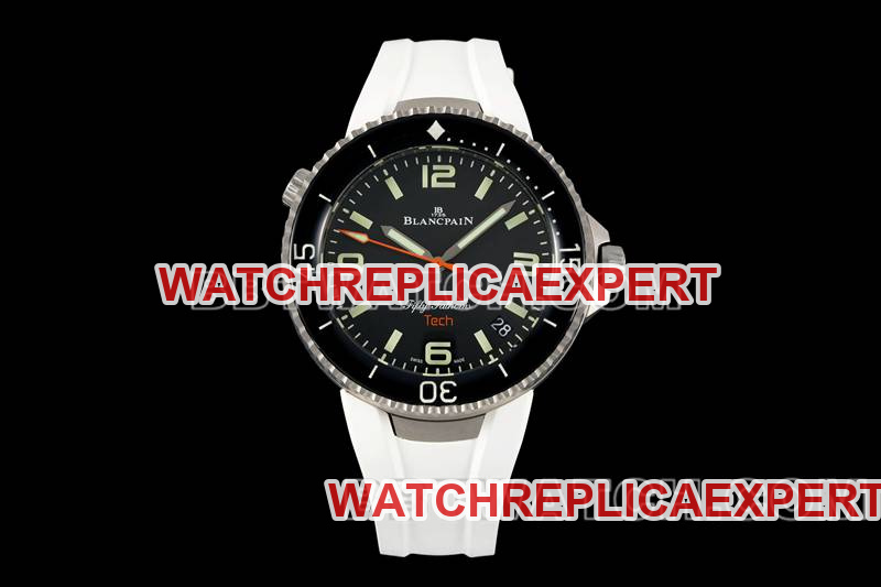 Blancpain Meilleures répliques de montres Fifty Fathoms Cadran noir Titane Mécanique Modèle en caoutchouc blanc