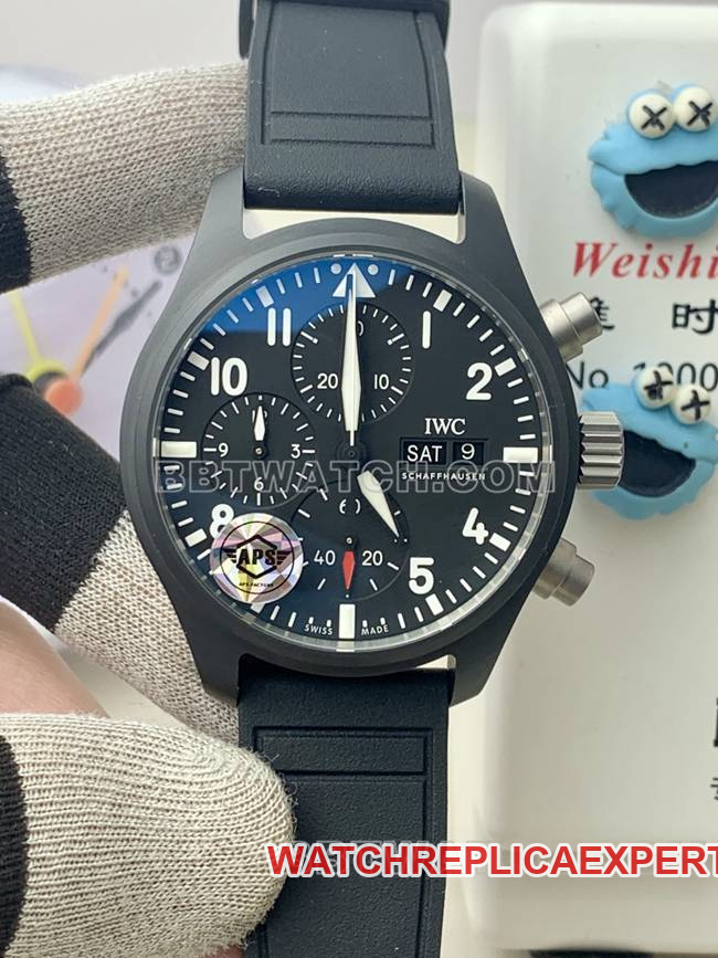 Best Replica Universal APS Factory Pilot Black Plate Chronograph Black Ceramic Mechanical Watches