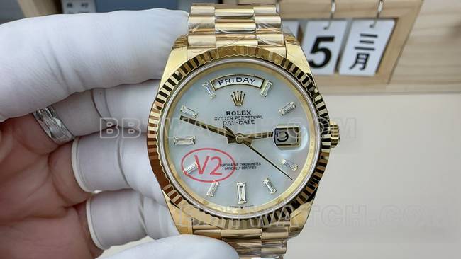 VS Factory Rolex Day-Date Mother-of-Pearl Yellow Gold Steel Bracelet Weighted 182g with Dandong 3255 Movement