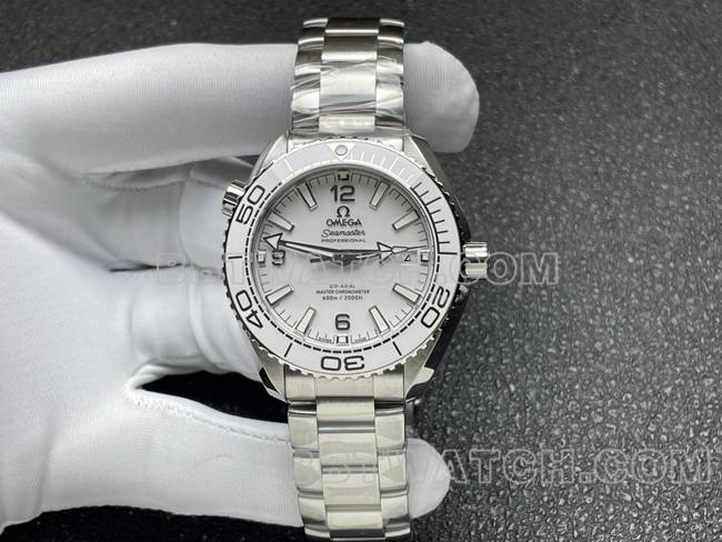 Mejor réplica de reloj VS Factory Seamaster esfera blanca 8800 mecánica caja de acero inoxidable de 39,5 mm con bisel de cerámica blanca