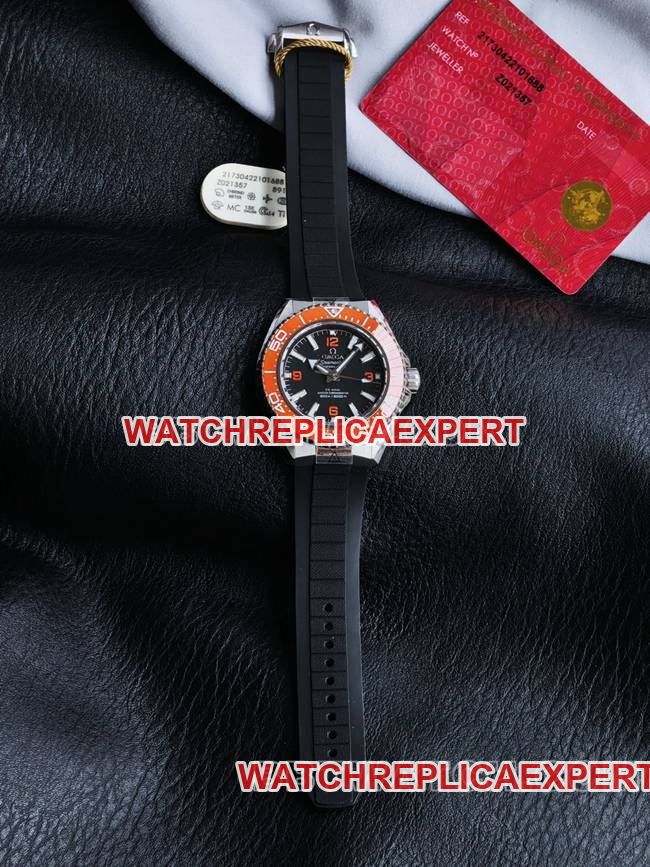 Reloj Super Clone VS Factory Seamaster 600 m Caja más delgada Esfera negra Bisel naranja Correa negra