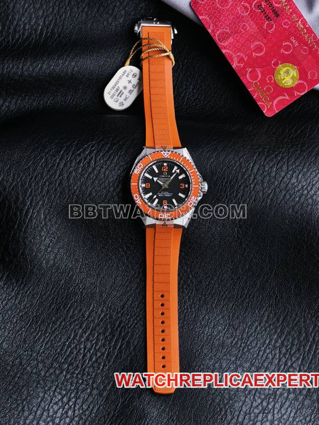 Omega VS Factory Seamaster 600m 42mm Reloj réplica con esfera negra y bisel naranja y correa naranja de perfil delgado
