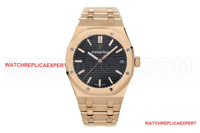 ZF Audemars Piguet Royal Oak 15500 Black Dial Top Super Clone Watch with Crisp Lines and Steel Bracelet