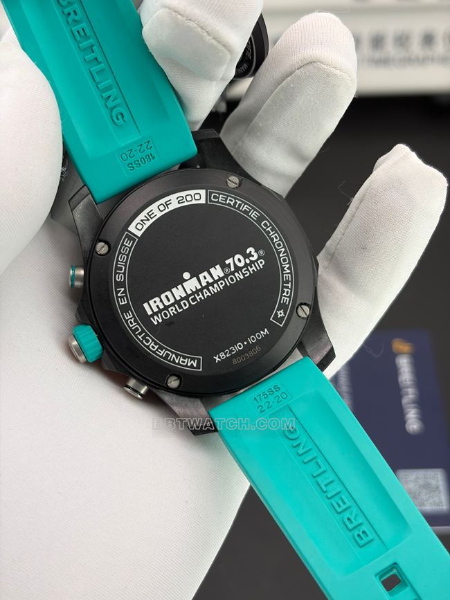 top-tier replica watch original Breitling professional gray plate blue green bracelet quartz movementcaseback live photo