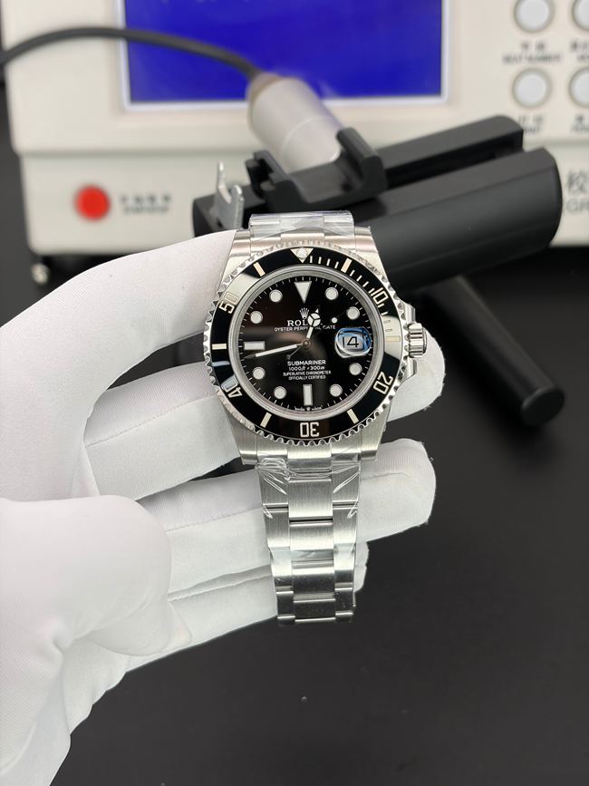 Rolex Submariner Black Dial Replica by VS Factory with Cerachrom Bezel and 3235 Movement