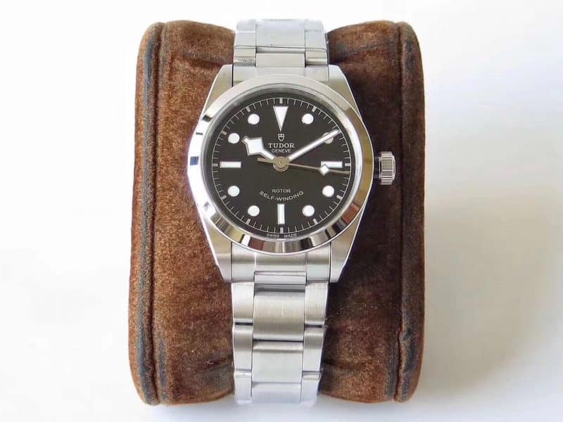Meilleures montres pour femmes pour différents groupes d’âge et styles