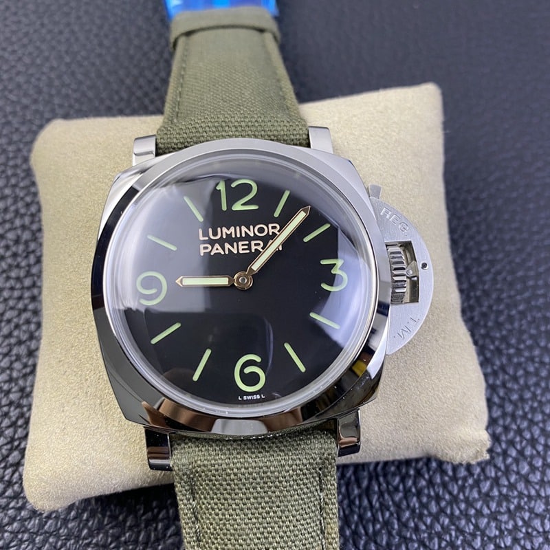 Top Super Clone SF Panerai PAM00606 Hong Kong Special Edition Watch with Sapphire Crystal & Military Green Canvas Strap