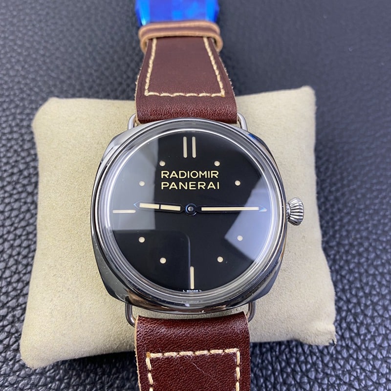 SF Panerai PAM00449 Collectwith P3000 Double-Barrel Hand-Wound Movement, Strong Power Reserve and Vintage-Style Dial