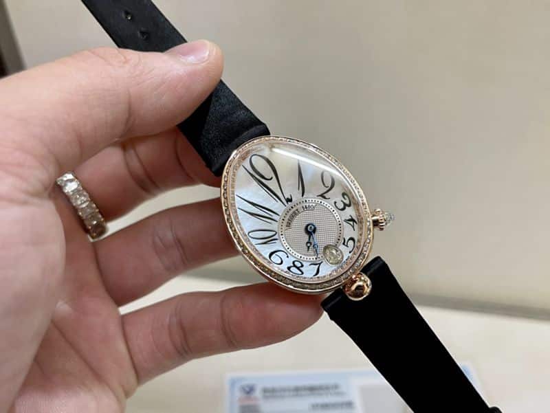 Real Gold and Real Diamonds Bowie Top Super Clone CollectWatches Queen Collection Rose Gold Ladies Diamond Belt Watch with Crocodile Skin Case & CNC Inlaid South African Real Diamonds