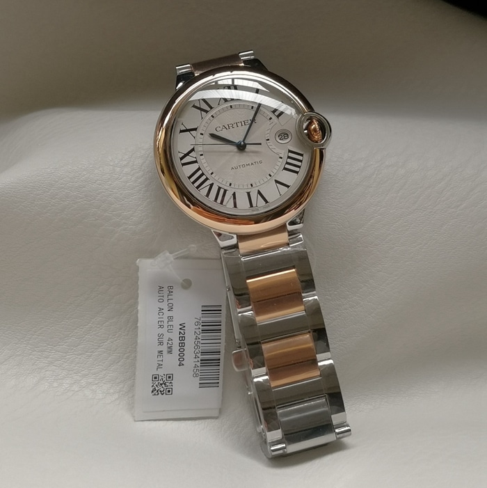Reloj Cartier Ballon Bleu para hombre con pulsera de acero y esfera blanca - Réplica guilloché plateada de alta calidad