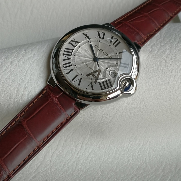 Cartier Cartier Ballon Bleu Series Reloj automático para hombre con esfera blanca y manecillas en forma de espada
