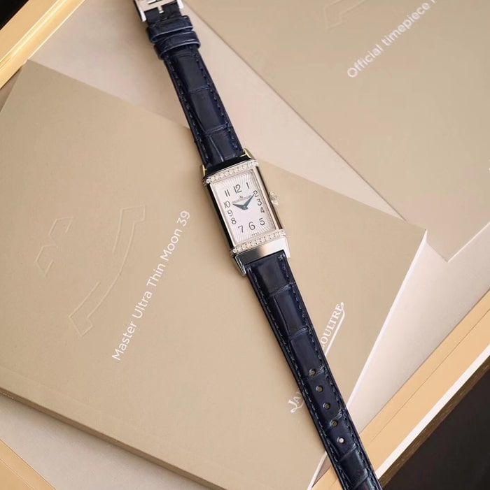 Top CollectWatches Jaeger-LeCoultre Women's White Plate Flip Series Belt Watch – Elegant Reverso One Red Plate Red Strap REF. 3288560