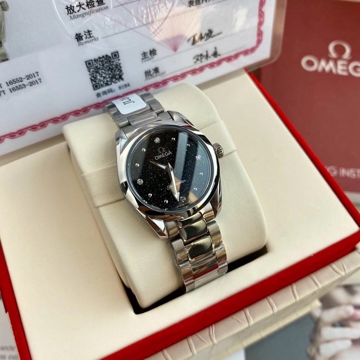 Réplicas de relojes premium Omega Reloj Omega Seamaster Aqua Terra para mujer con esfera negra y correa de acero inoxidable de 28 mm con marcadores de diamantes