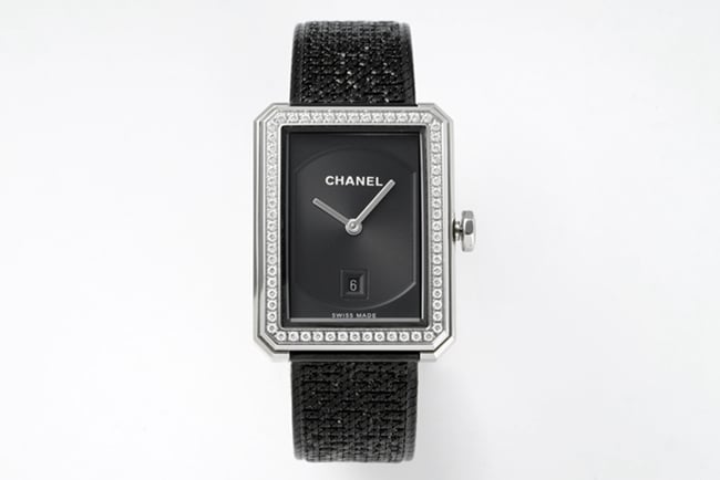Top Super Clone Chanel Women's Black Disc Black Strap BOY-FRIEND Series Quartz Watch with Classic Tweed Motif