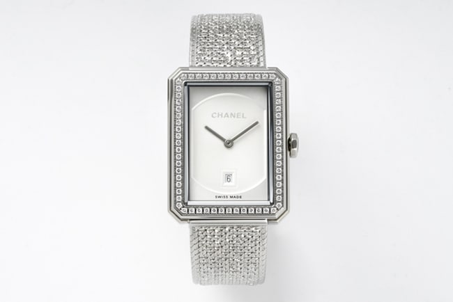 Chanel BOY-FRIEND Women's White Dial Tweed-Embossed Steel Bracelet Quartz Watch