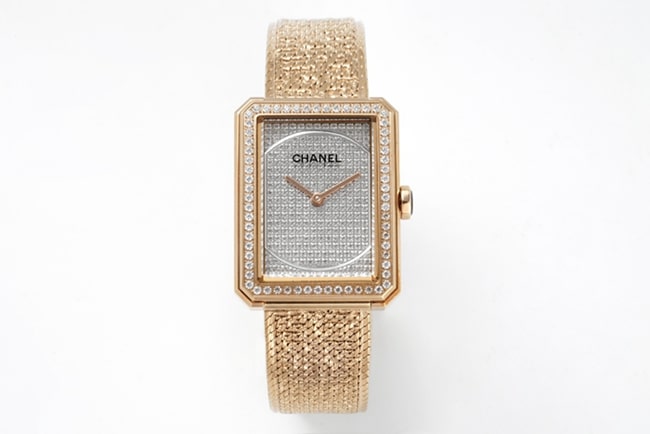 Chanel Women’s BOY-FRIEND Gray Dial Gold-Tone Bracelet Quartz Watch with Tweed Motif