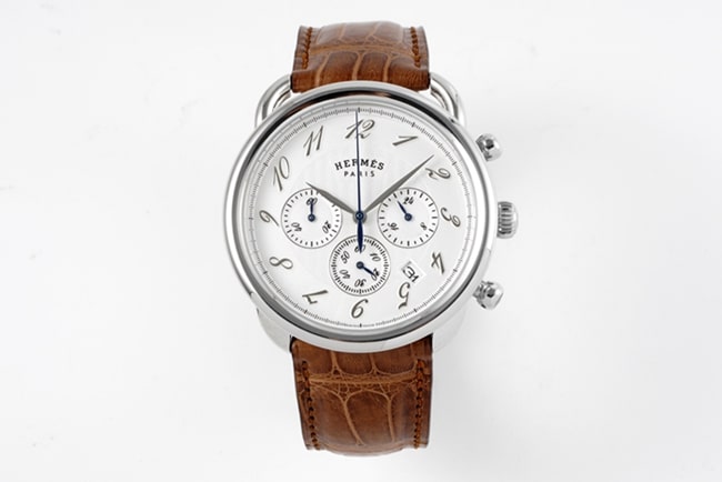 Hermès Arceau pour homme cadran blanc bracelet étrier marron montre à quartz vintage réplique