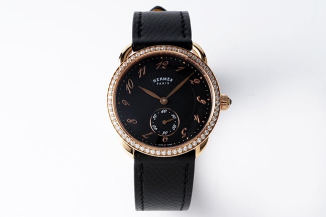 Top CollectHermes Women's Black Plate Black Strap Classic Series Quartz Belt Watch