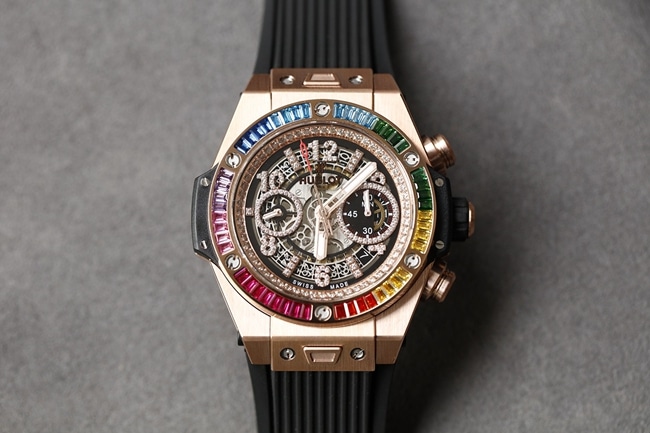 Top Replica Hublot Faux Watch for Men White Dial Rubber Strap BigBang Series Mechanical Chronograph with HUB1242 7750 Automatic Movement