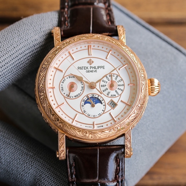 Patek Philippe Super Complicated Men’s Hand-Engraved Pink Gold Case White Dial 1:1 Top Quality Replica Watch
