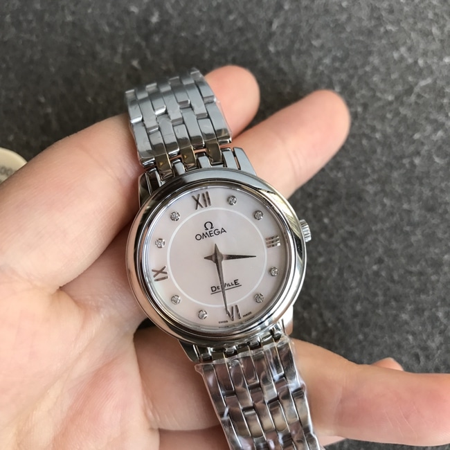 DK Factory Top Replica Omega Omega Butterfly Series Montre à quartz pour femme, cadran blanc, bracelet en acier inoxydable avec véritables diamants naturels, mouvement Cal.1376