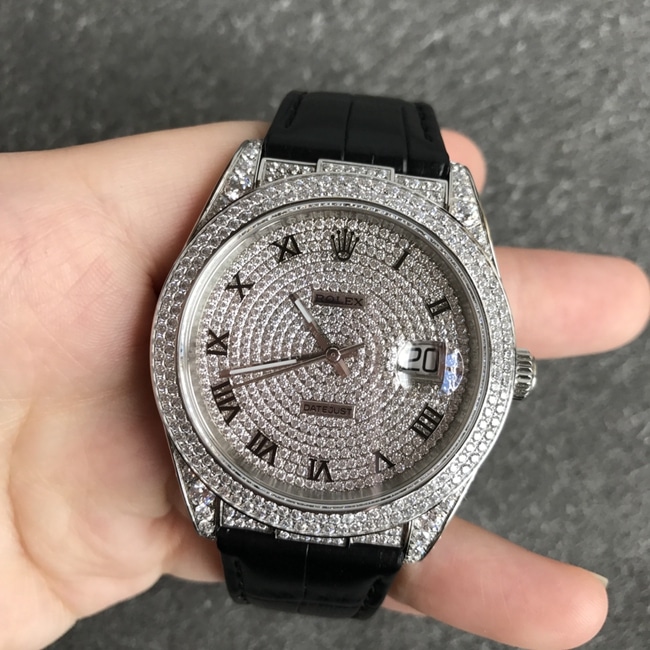 Replica Rolex Men's Gray Dial Black Crocodile Leather Datejust Automatic Mechanical Watch with Premium Craftsmanship