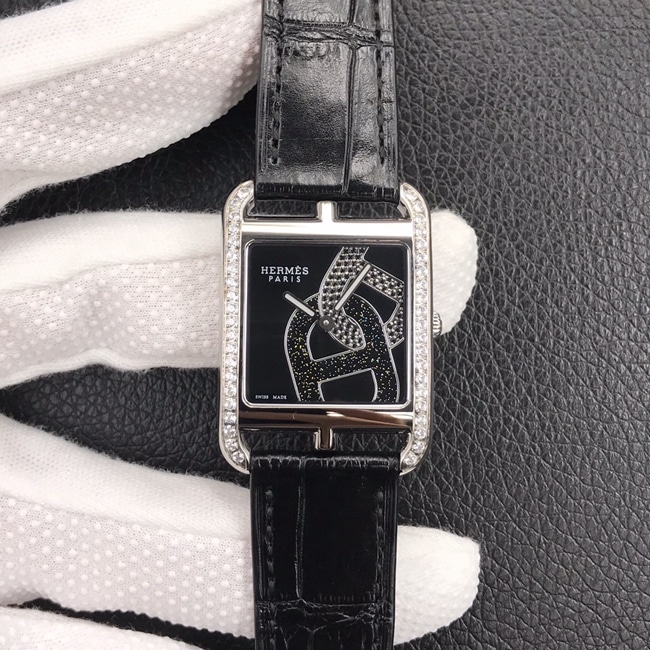 YF Factory Hermes Women’s Black Dial Black Strap Quartz Belt Watch – Excellence with Swiss Quartz Movement & Sapphire Glass