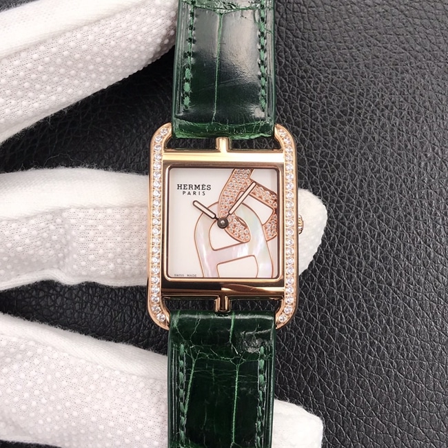 YF Factory Top CollectHermes Quartz Wristwatch with White Dial, Green Crocodile Leather Strap, Swiss Movement & Sapphire Glass