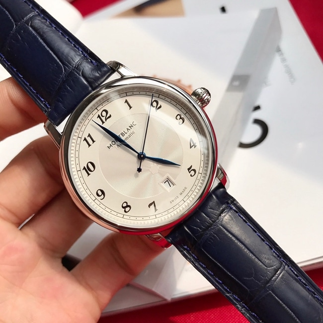 Nachbildung der automatischen mechanischen Uhren der Montblanc Star-Serie mit strapazierfähigem Komfort und Lederarmbändern
