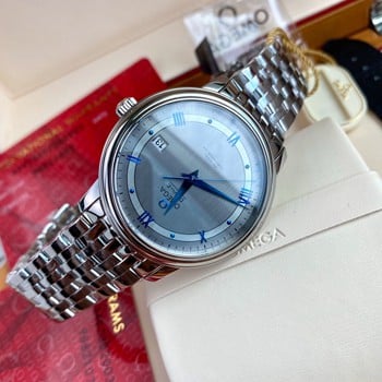 Leitfaden zur Authentizität der Omega Seamaster Butterfly: Texturabgleich und Echt- vs. Fake-Verifizierung