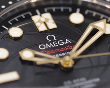 Reloj Omega Seamaster para hombre: por qué la correa de acero original exige estándares de precios y confiabilidad tan elevados