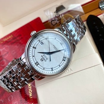 Omega Snoopy Constellation: Quality Ceramic Design & Horoscope Compatibility Guide