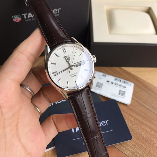 ¿Qué tan duraderos y confiables son los modelos réplica de TAG Heuer Carrera con fecha doble?