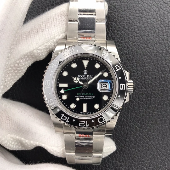GM Rolex Rolex Greenwich Watch with a 24-Hour Rotating Bezel: What Class of Watch Is It?