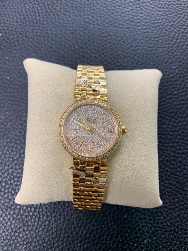 Large Factory Super Clone Piaget Women’s Gold Plate Gold Steel Strap Quartz Watch with Caliber 2824