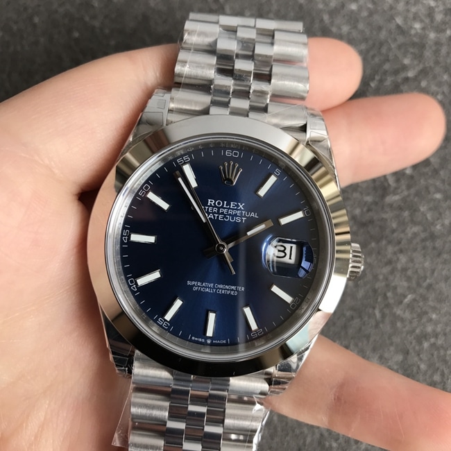 Echte vs. Replika-Uhren: Die wichtigsten Unterschiede erklärt, mit Blancpain Fifty Fathoms