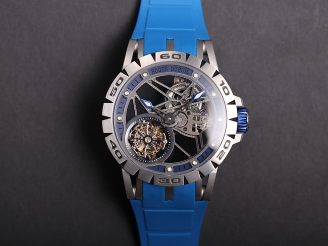 Réplica superior de JB Factory Roger Dubuis RDDBEX0479 Reloj Tourbillon volador mecánico automático para hombre con placa negra y correa de caucho azul Reloj King Series